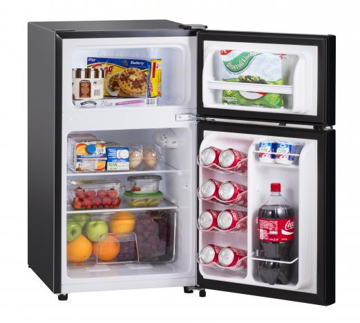 Compact Two-Door Reversible Refrigerator Black Hisense 3.2 Cu Ft 